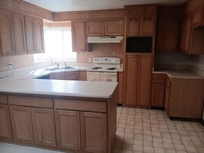 515 S 11th St in Belen, NM - Building Photo - Building Photo