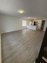 204 Mary Catherine Ct in Lakeland, FL - Foto de edificio - Building Photo