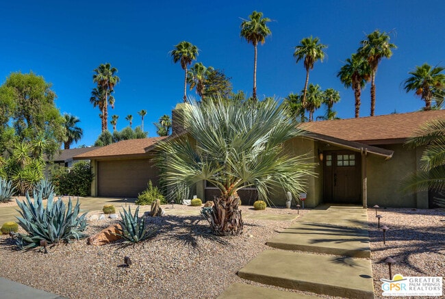 3576 Escoba Dr in Palm Springs, CA - Building Photo - Building Photo