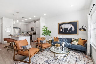 Merano Apartments in McKinney, TX - Foto de edificio - Building Photo