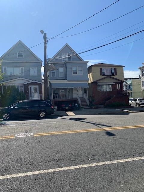 380 John F. Kennedy Blvd in Bayonne, NJ - Building Photo