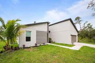 5198 Kingsman Ave in North Port, FL - Building Photo - Building Photo