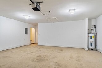 172 Roscommon Rd in Tuscaloosa, AL - Building Photo - Building Photo