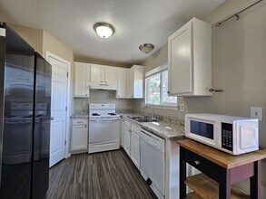 625 Howe St in Castle Rock, CO - Building Photo - Building Photo