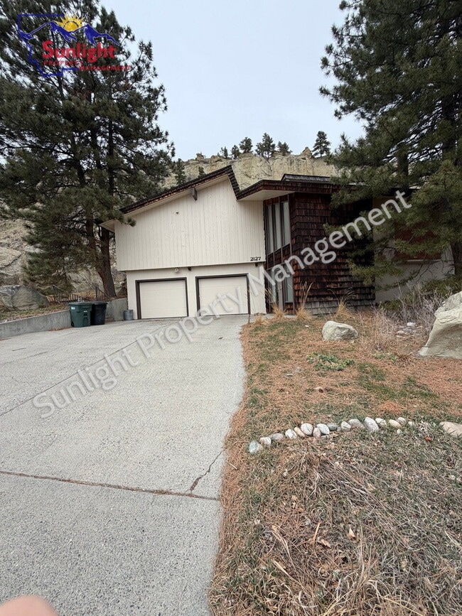 2127 Fairview Pl in Billings, MT - Building Photo - Building Photo