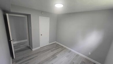 263 Jones St in Moncton, NB - Building Photo - Building Photo