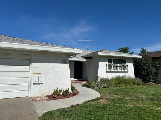 property at 4033 71st St