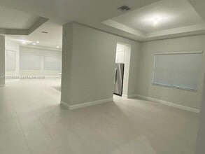 4624 Citrus Blossom Ct in Westlake, FL - Building Photo - Building Photo