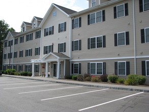 100 Sentinel Court in Manchester, NH - Building Photo - Building Photo