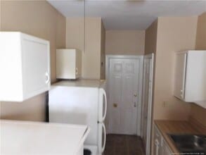 100 Bradford Ave in Fayetteville, NC - Building Photo - Building Photo