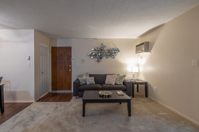 Clinton Manor Apartments in Harrison Township, MI - Building Photo - Interior Photo