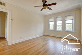 3531 W Fullerton Ave, Unit 3 in Chicago, IL - Foto de edificio - Building Photo