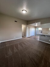 1262 N Marks Ave in Fresno, CA - Building Photo - Building Photo