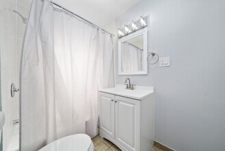 420 Prospect Blvd in Elgin, IL - Building Photo - Building Photo