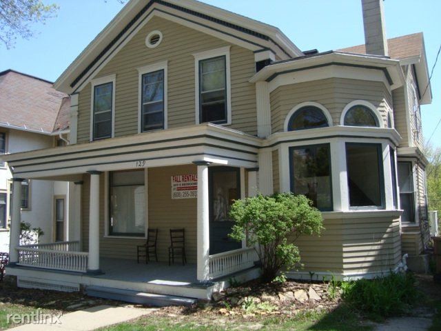 129 E Gorham St in Madison, WI - Building Photo