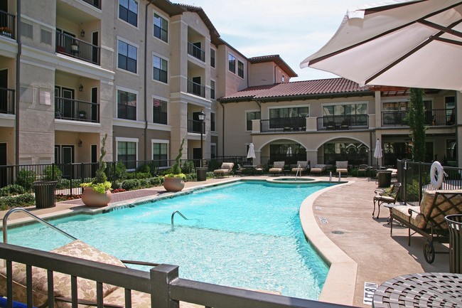 Conservatory Independent Senior Living in Plano, TX - Building Photo - Building Photo