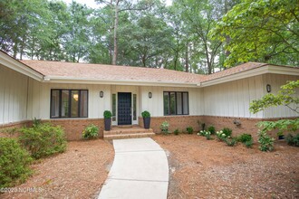 95 Merion Cir in Pinehurst, NC - Building Photo - Building Photo