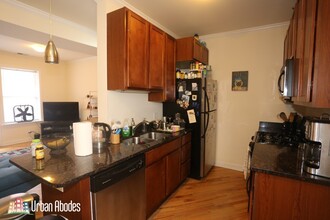 1617 W Wallen Ave, Unit J09W in Chicago, IL - Building Photo - Building Photo