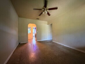 620 NE 12th Ave in Boynton Beach, FL - Foto de edificio - Building Photo