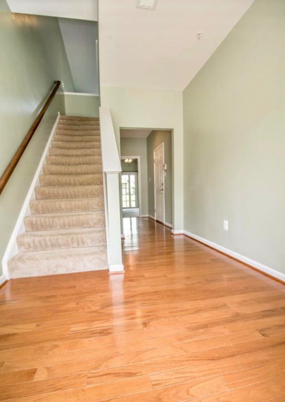 23141 Foxglove Way in California, MD - Foto de edificio - Building Photo