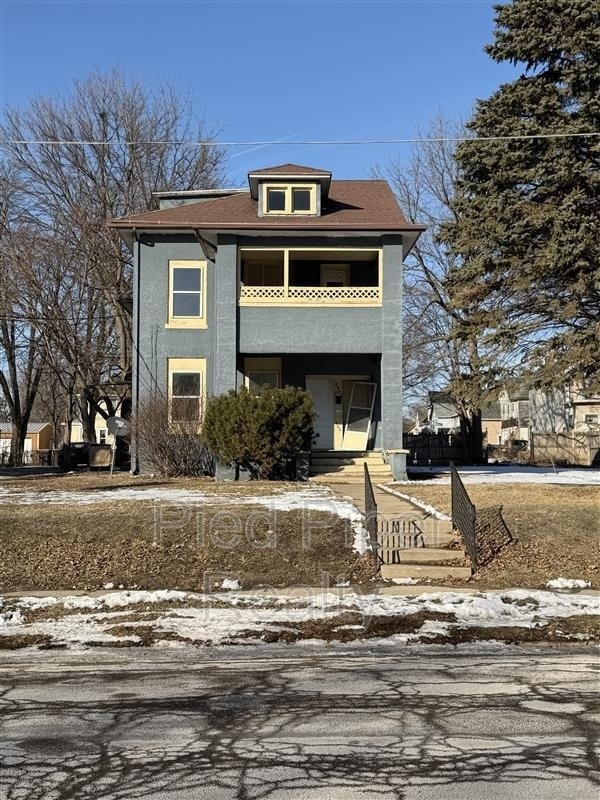 property at 406 E Prospect Terrace