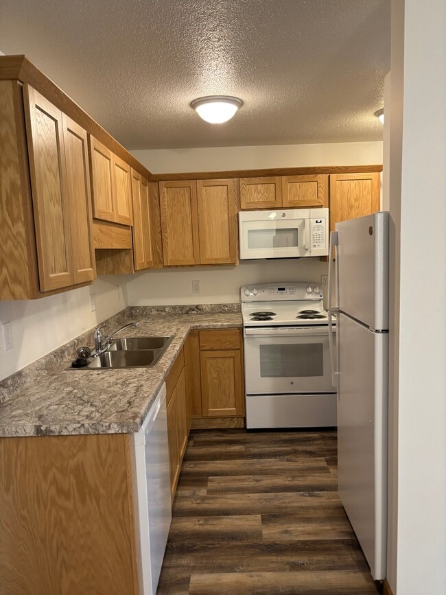 224 Liberty St, Unit 2 in La crosse, WI - Foto de edificio - Building Photo