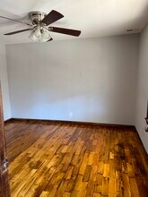 460 Prospect Dr in North Wilkesboro, NC - Foto de edificio - Building Photo