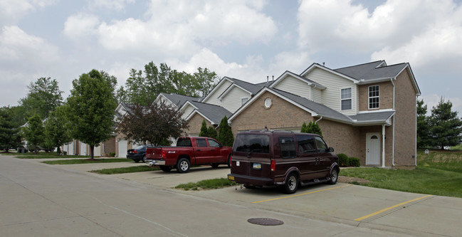 Rohling Oaks in Cincinnati, OH - Building Photo - Building Photo