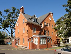 84-88 W Utica St in Buffalo, NY - Building Photo