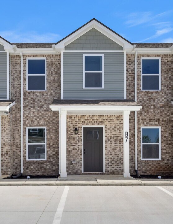 3854 Jockey Dr in Clarksville, TN - Building Photo
