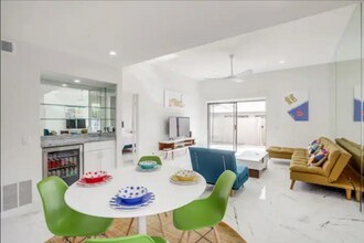 829 E Arenas Rd, Unit 829 EArenas in Palm Springs, CA - Building Photo - Building Photo