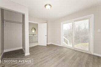 308 Lea St in Munhall, PA - Foto de edificio - Building Photo