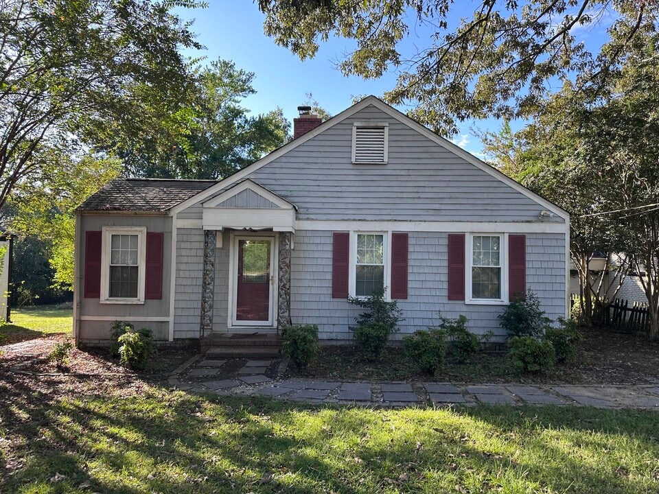 1776 Pine Tree Rd in Augusta, GA - Building Photo
