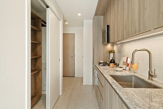 351 N Union Ave in Chicago, IL - Building Photo - Building Photo