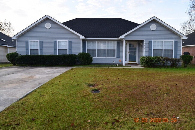 property at 1606 Dorchester Dr