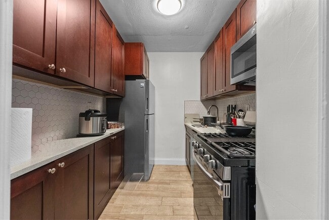 201 St Pauls Ave, Unit 3803 in Jersey City, NJ - Foto de edificio - Building Photo