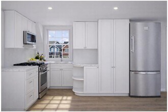 19 Walnut St in Newport, RI - Building Photo - Building Photo