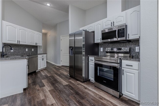 320 N Fresno Ave in Hernando, FL - Building Photo - Building Photo