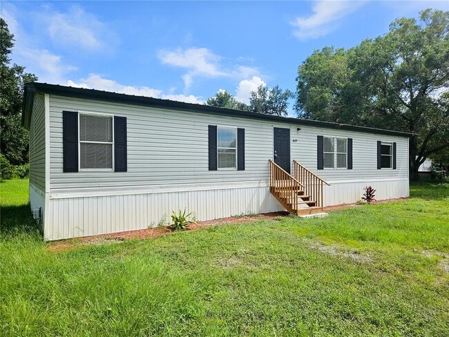 property at 4129 Woodsridge Dr