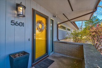 5601 Russett Rd in Madison, WI - Building Photo - Building Photo