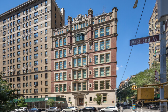 555 West End Ave in New York, NY - Building Photo - Primary Photo