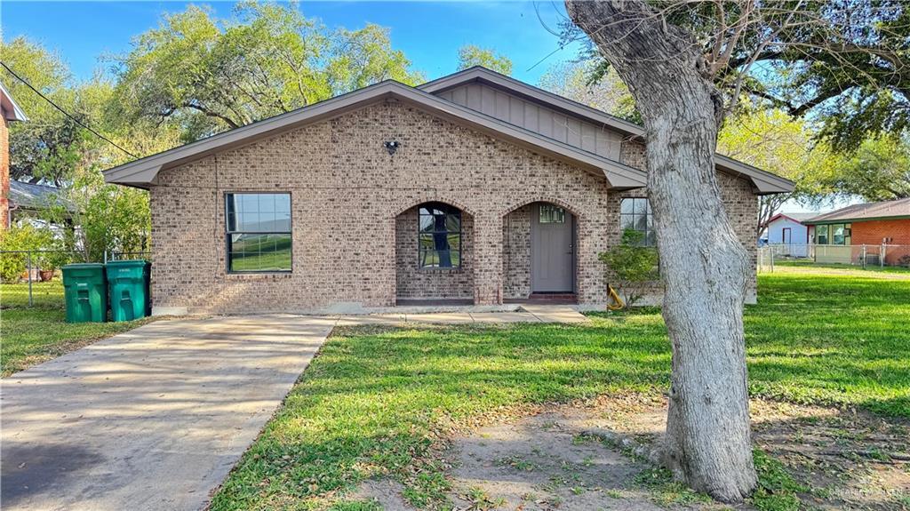 1314 W Park Ave in Pharr, TX - Building Photo