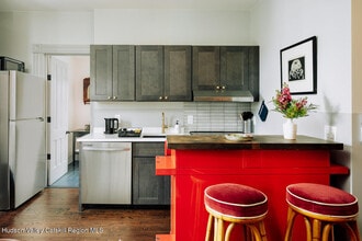 194 Wall St in Kingston, NY - Building Photo - Building Photo