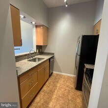 2111 Wisconsin Ave NW in Washington, DC - Building Photo - Building Photo