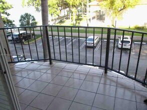 5199 NW 7th St in Miami, FL - Building Photo - Building Photo