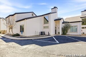 1135 Parkview Dr in Canyon Lake, TX - Building Photo