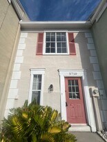 5710 Bratton Dr in Tampa, FL - Building Photo