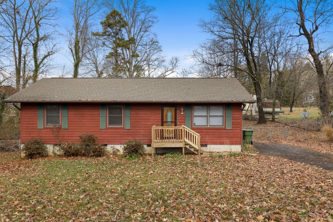 7 E Ardmore St in Asheville, NC - Building Photo