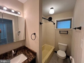 65 Meadow Glen Ln in Reading, PA - Building Photo - Building Photo