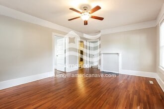 213 S 7th St in Easley, SC - Foto de edificio - Building Photo